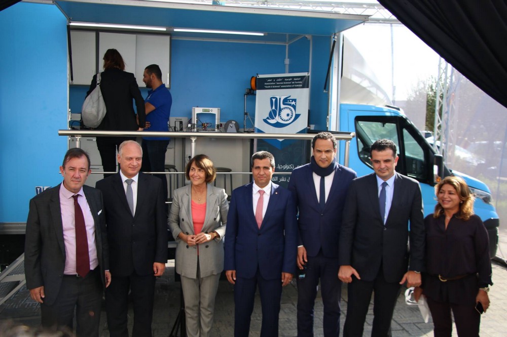 Orange lance le premier fablab mobile en Tunisie