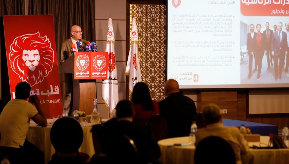 Défendre la veuve et l’orphelin: le credo de la campagne de Nabil Karoui