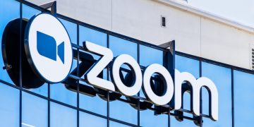 Zoom: pourquoi l’éviter et quelles sont les solutions alternatives ?