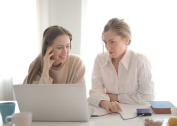 Les startuppeuses tunisiennes se font toujours rares. Ces femmes business angels veulent changer la donne.