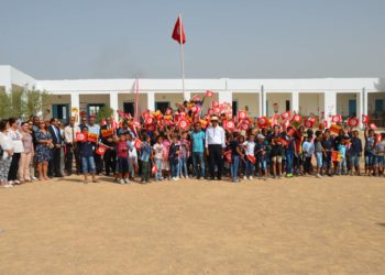 Attijari Bank récompense les lauréats des écoles “Labba” et “B’Hira” à Médenine