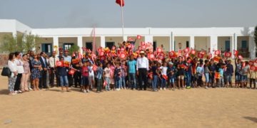 Attijari Bank récompense les lauréats des écoles “Labba” et “B’Hira” à Médenine