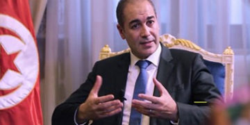 Nizar Yaiche présente les 50 mesures économiques, fiscales et sociales (Vidéo)