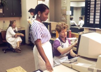 La marche vers l’e-gov, une tendance mondiale qui ne cesse de s’accélérer