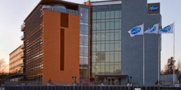 La distribution du nouveau vaccin de Pfizer contre le coronavirus sera tellement coûteuse que peu de pays pourraient se l’offrir