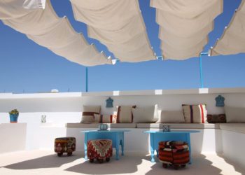 Les tickets resto et tickets vacances pour sauver le tourisme tunisien ?