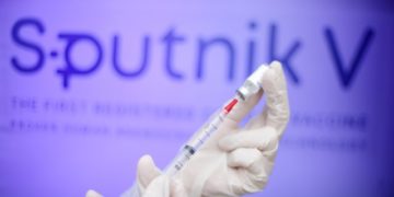 L’Union africaine acquiert le vaccin Spoutnik V à un prix 3 fois supérieur à celui d’Oxford/AstraZeneca et Novavax