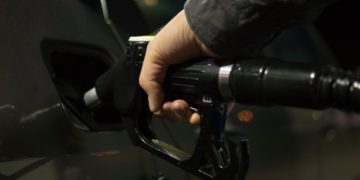 Carburants : une hausse des prix pour galvaniser le dossier FMI