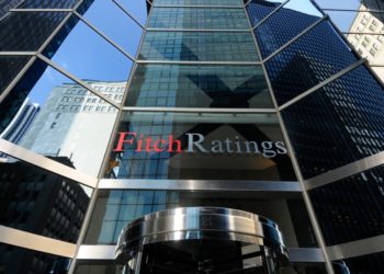 Fitch Ratings : les troubles politiques retarderaient davantage l’aboutissement d’un accord avec le FMI