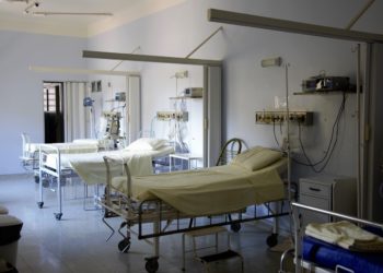 “Nous sommes en grandes difficultés”: La Chambre syndicale nationale des cliniques privées répond à la réquisition par l’Etat tunisien