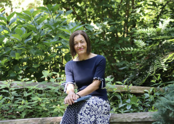 Chill & relax avec Fatma Mili : “La foule est dix fois plus intelligente qu’une personne, et il faut savoir s’entourer de la bonne foule”