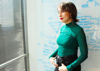 La startup fondée par Amira Yahyaoui lance des services bancaires pour étudiants