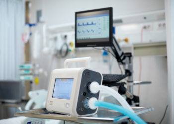 Un don de 50 concentrateurs d’oxygène pour les hôpitaux publics de Béja et de Gafsa