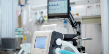 Un don de 50 concentrateurs d’oxygène pour les hôpitaux publics de Béja et de Gafsa