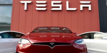 Les ventes de Tesla repartent à la hausse contre de fortes baisses chez d’autres constructeurs automobiles