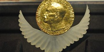 Les journalistes Maria Ressa et Dmitry Muratov remportent le prix Nobel de la paix