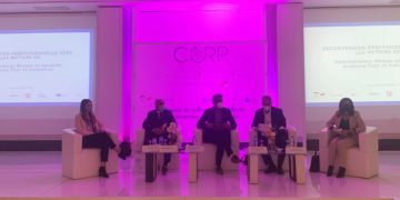 AHK Tunisie, GIZ Tunisie : remise des certificats de reconversion professionnelle dans le secteur IT aux élèves du CORP