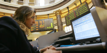 L’Egypte donne du punch à sa Bourse par de nouvelles incitations aux investisseurs