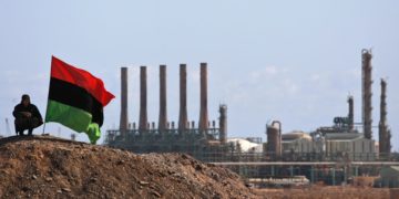 Les géants pétroliers Total et Eni sur le point d’investir des milliards de dollars en Libye