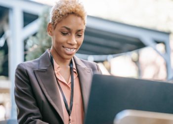 En 2021, les startups africaines ont réalisé un nombre record de levées de fonds de plus de 100 millions de dollars