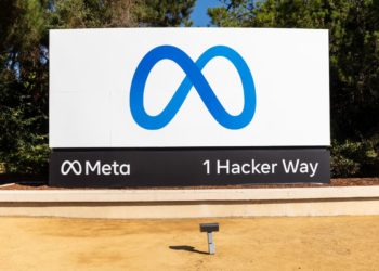 Le nombre d’utilisateurs Facebook baisse pour la première fois de son histoire