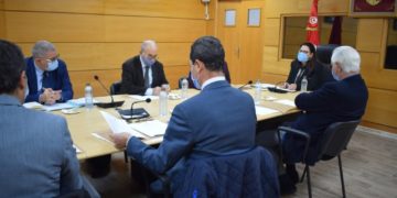 Le ministère du Commerce protège les minibus tunisiens