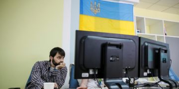 Les Tunisiens auront la concurrence des Ukrainiens sur le marché du travail européen