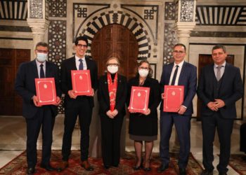 Le gouvernement approuve 5 nouveaux projets de photovoltaïque d’une capacité de 500 MW