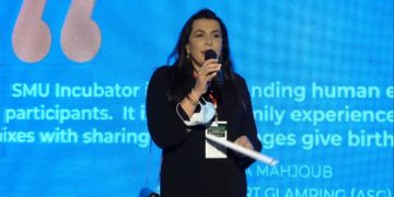 SMU suit de près ses alumni, qui sont de précieux entrepreneurs et employés, selon Hela Chaâri