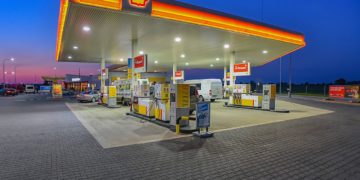 Shell se joint à BP et abandonne ses investissements de 3 milliards de dollars en Russie après l’invasion “insensée” de l’Ukraine