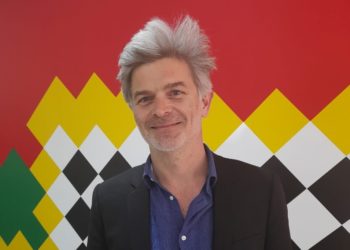 Jérôme Heurtaux traite de la question de la transition démocratique tunisienne par rapport à l’Europe centrale