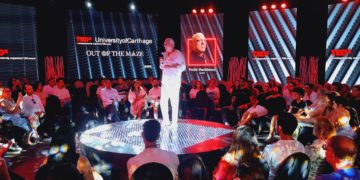 TEDxUniversity of Carthage : Fethi Heddaoui et l’importance des activités extra-scolaires