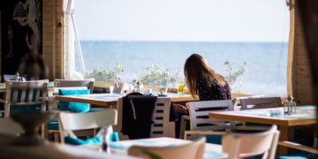 La dominance des plages privées en Tunisie
