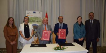 Des déchets de construction pour paver une route nationale