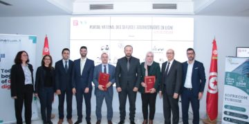 Deux conventions signées dans le domaine des technologies de la communication