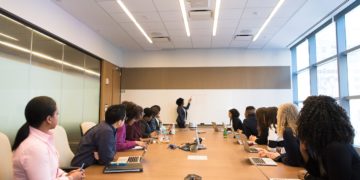 Pour améliorer la productivité de ses employés, Shopify impose une limite sur les réunions