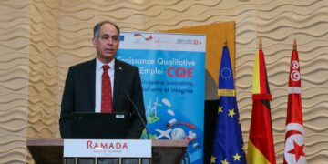 Investissement de 830 millions de dinars dans les pôles technologiques pour moderniser l’industrie tunisienne