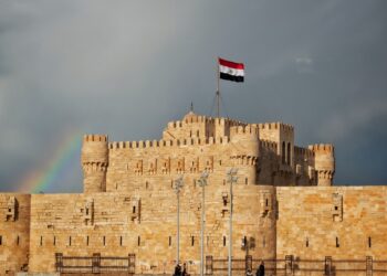 L’Égypte cèdera ses participations dans 32 entreprises publiques avant mars 2024