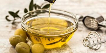 Onagri: les exportations d’huile d’olive tunisienne atteignent 63 mille tonnes pour une valeur de 940 MTND