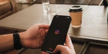 Pourquoi choisir Instagram plutôt que Facebook et TikTok pour votre business?