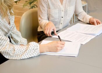 Astuces pour réussir vos comptes-rendus de réunion