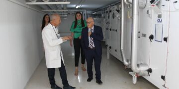 Le ministre maltais des Personnes âgées visite les installations d’Unimed et explore les opportunités de partenariat pharmaceutique