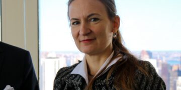 Anne Gueguen, première femme ambassadrice de France en Tunisie