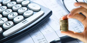 33% du budget total de la Tunisie est alloué aux salaires des fonctionnaires, soit 22772 milliards de dinars