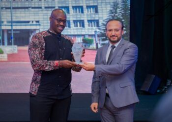 La Tunisie remporte deux prix au Sommet de l’investissement dans les villes intelligentes en Afrique