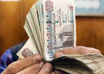 Asphyxiée, l’Égypte dévaluerait de nouveau sa monnaie