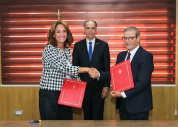 Études supérieures: la Tunisie adopte le programme “Comprendre l’Entreprise”