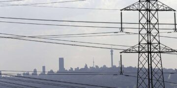 La crise de l’électricité pousse l’Afrique du Sud à reporter son objectif carbone de 2030
