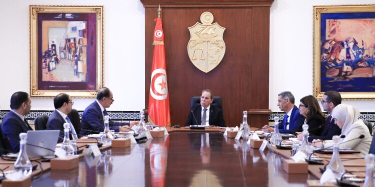 une séance de travail ministérielle a eu lieu au Palais du Gouvernement à la Kasbah