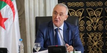 Algérie: ouverture du capital de deux banques publiques d’ici 2024